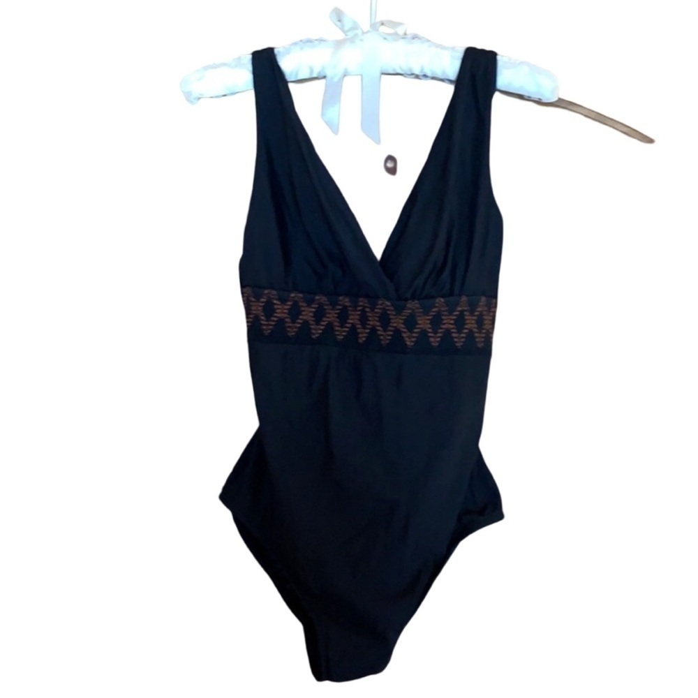 Inches Away black swimsuit with elastic waist Size 10